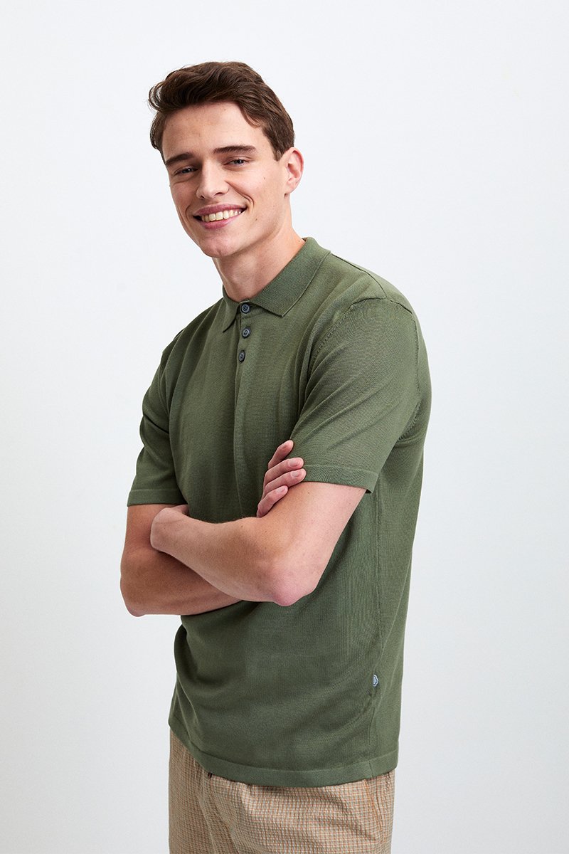 Slim Fit Knitted Polo