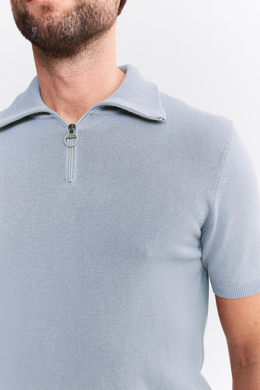 Zipper collar polo
